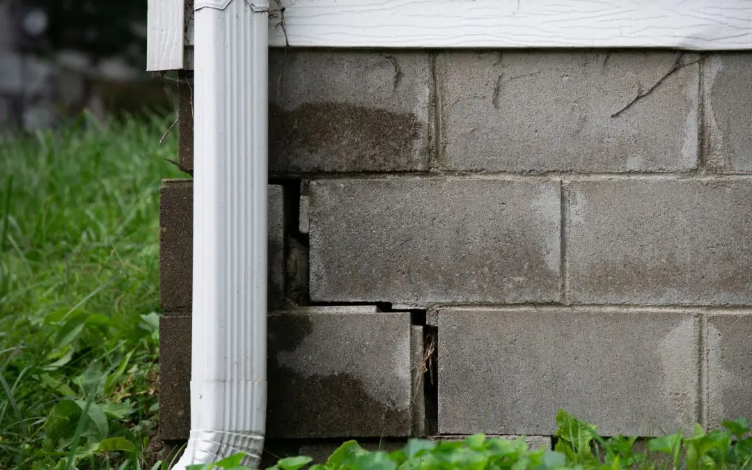 Signs of Structural Problems: Recognizing the Early Warning Signs